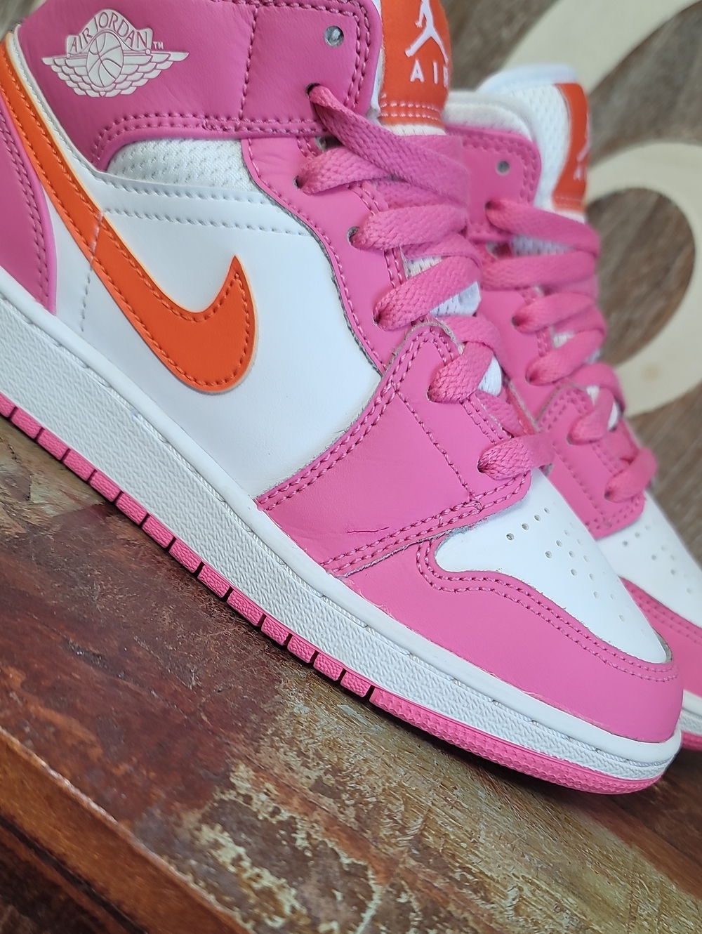 🔥🔥 Nike Air Jordan 1 Mid Retro 'Pinksicle Orange' Wmns 5.5, Good/Like New - Picture 14 of 16